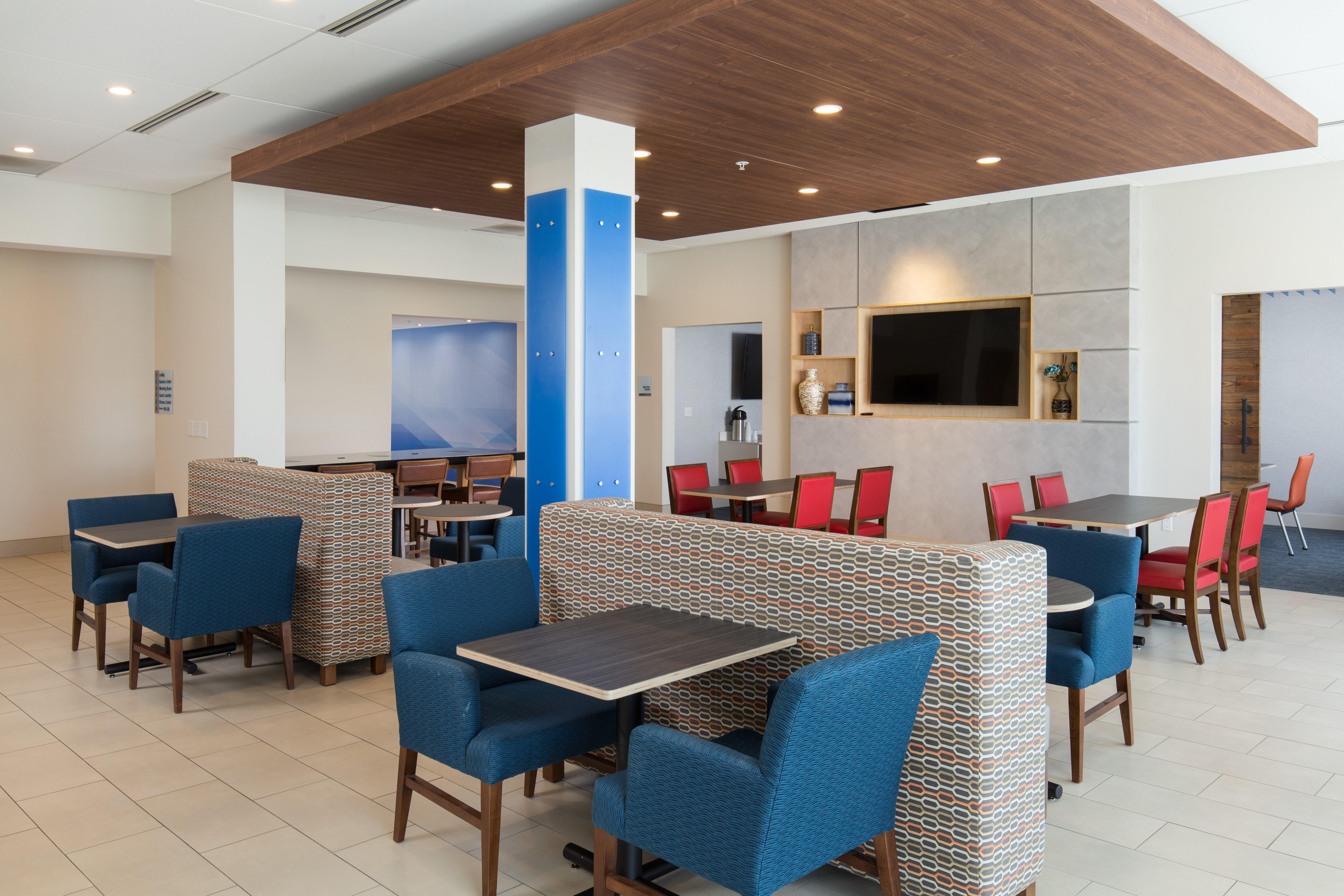 Holiday Inn Express Visalia-Sequoia Gateway Area By Ihg Kültér fotó