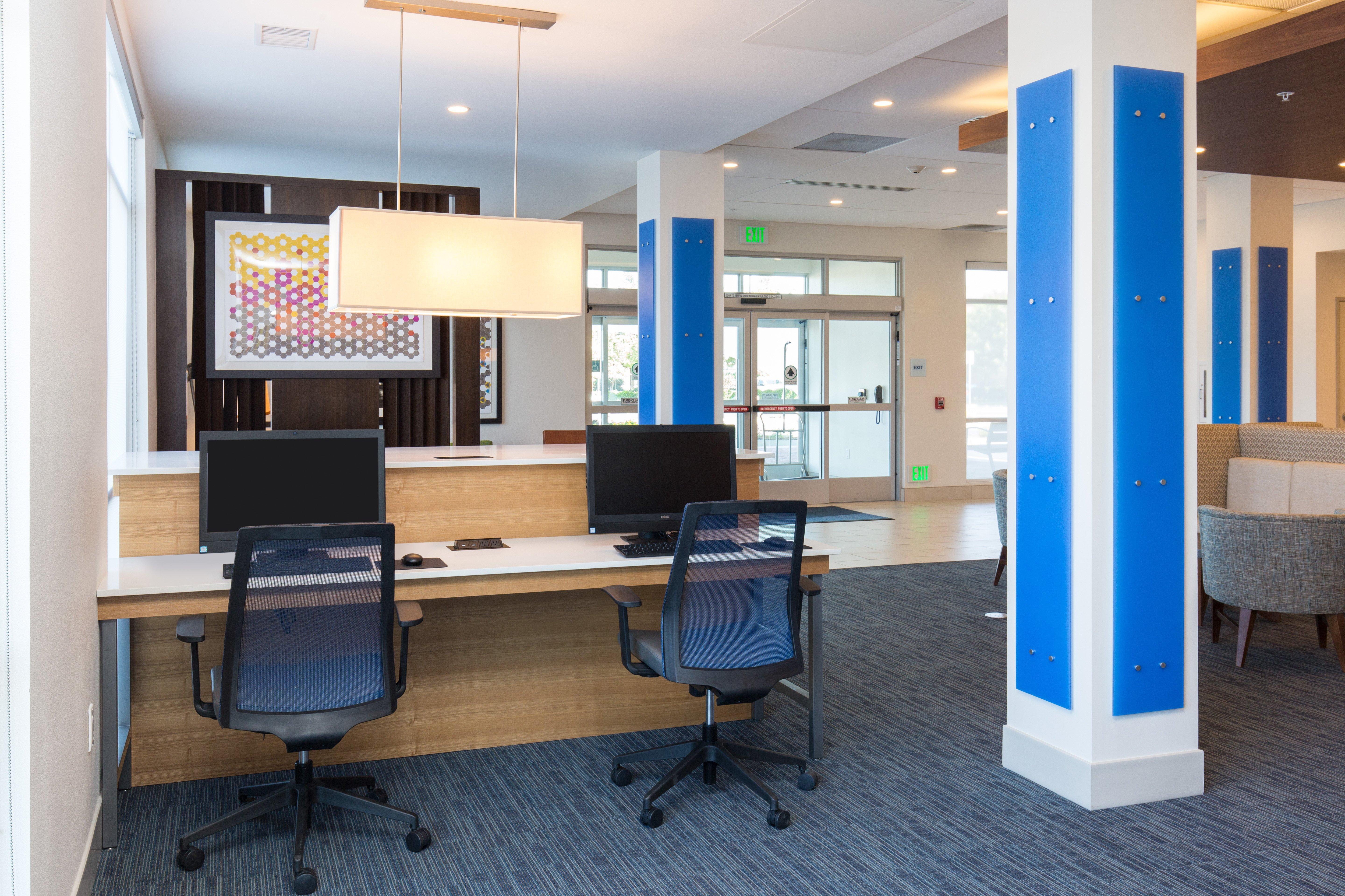 Holiday Inn Express Visalia-Sequoia Gateway Area By Ihg Kültér fotó
